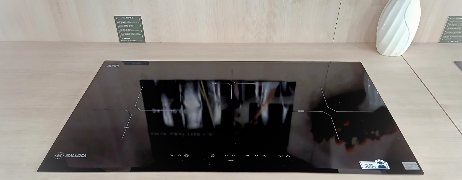 Bếp điện từ Malloca MH-03IRB S mang đến một trải nghiệm tương tác mới lạ và đẳng cấp