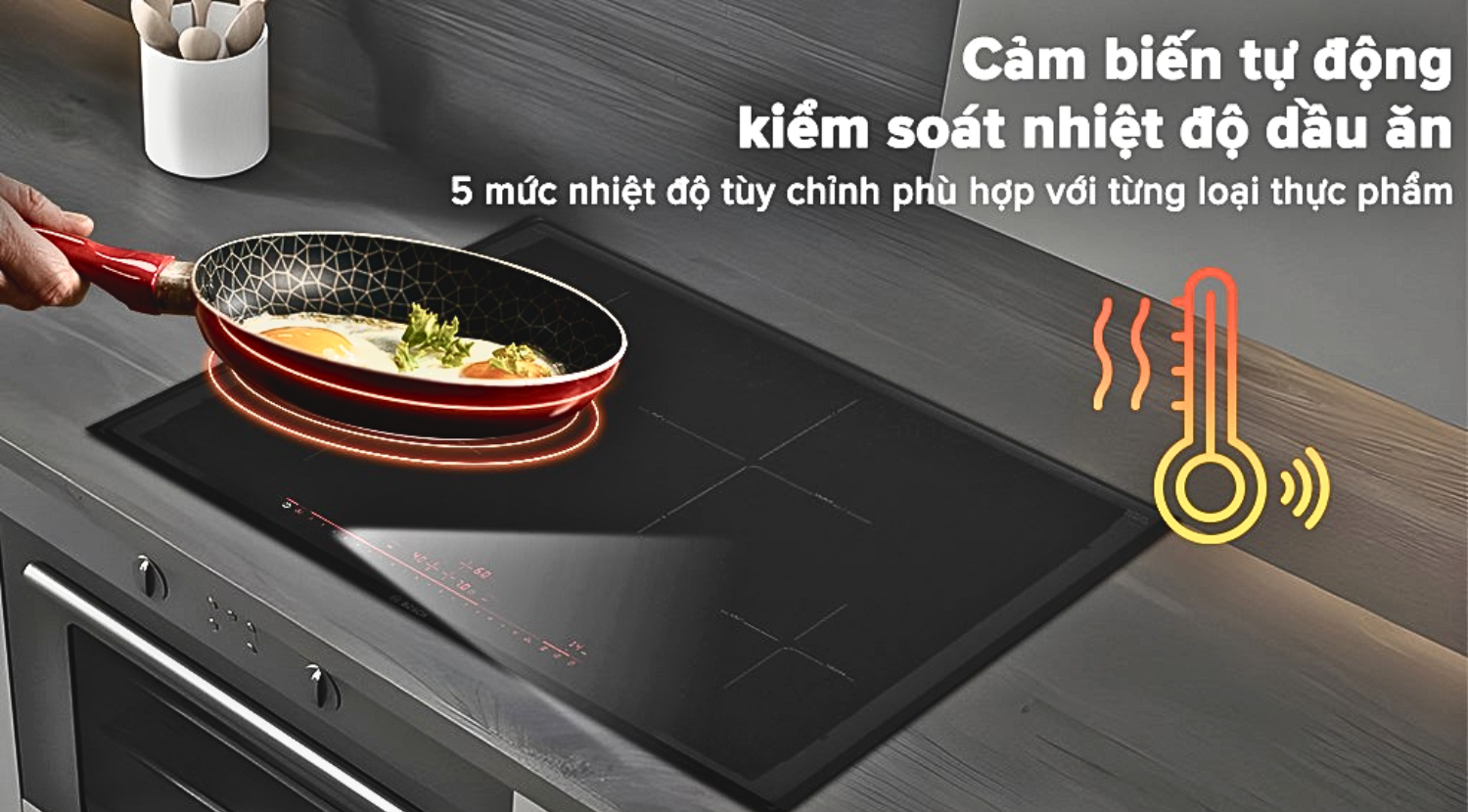 Cảm biến sẽ tự động kiểm soát nhiệt độ dầu ăn theo mức cài đặt, đảm bảo độ chín đều của món chiên