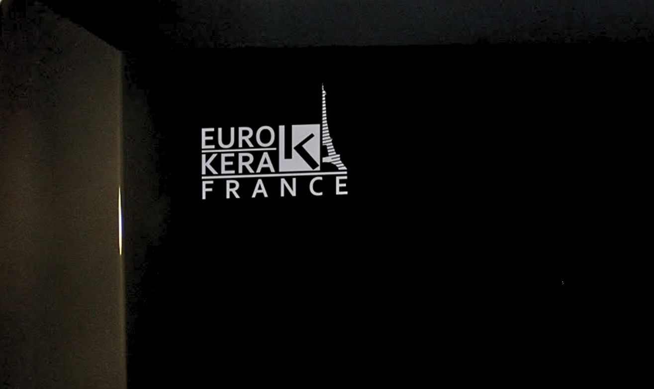 Mặt kính EuroKera - Pháp màu đen nổi tiếng với độ bền bỉ vượt trội