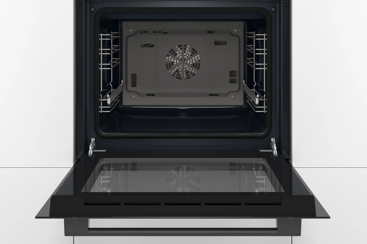 Lò nướng Bosch HBJ559EB6M sở hữu dung tích khoang lò lớn lên tới 71 lít