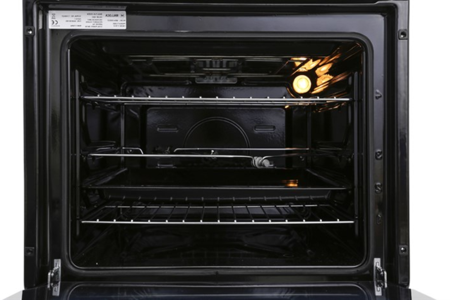 Đèn halogen được trang bị bên trong khoang lò giúp chiếu sáng rõ ràng