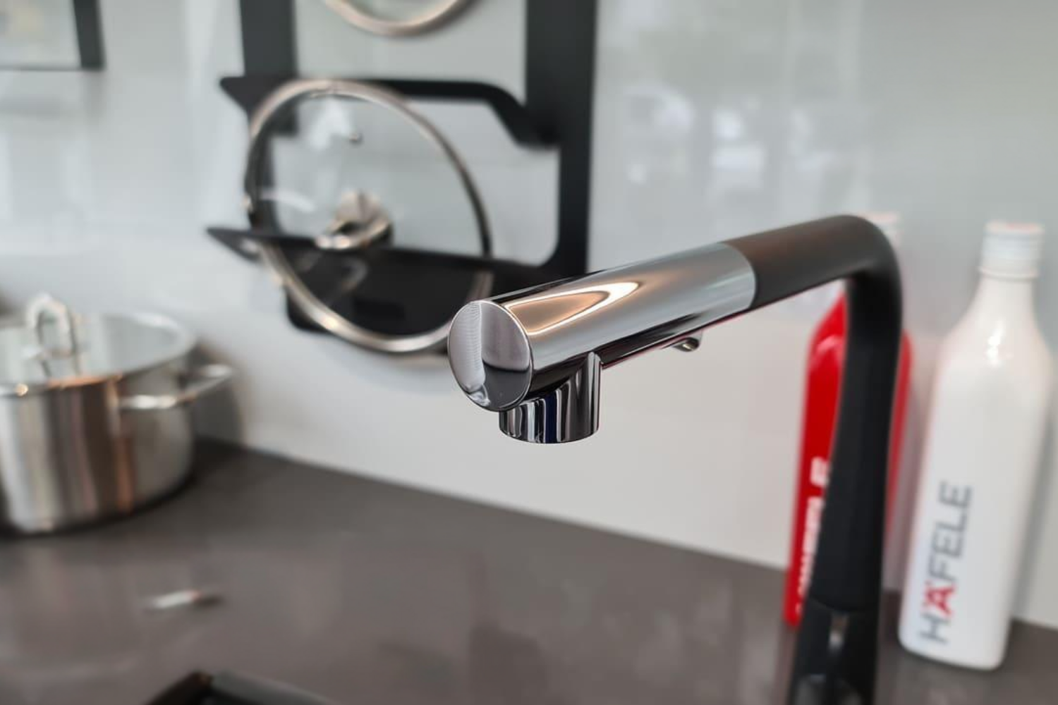 dau-voi-ma-chrome-bat-mat