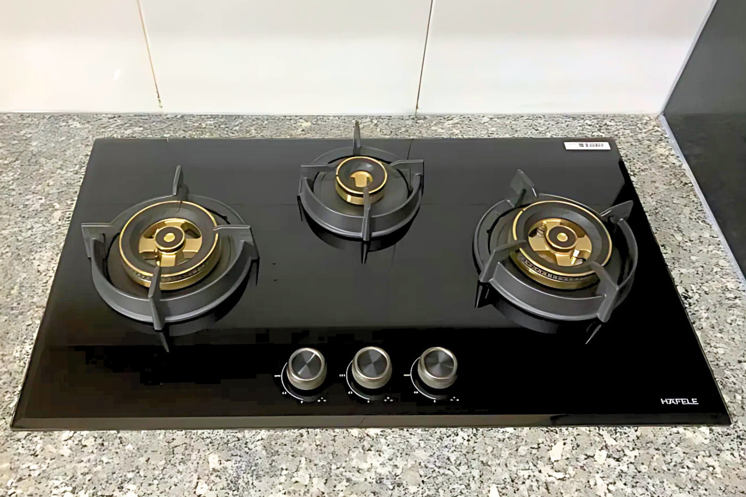 Bếp ga Hafele HC-G783B được thiết kế theo phong cách tối giản