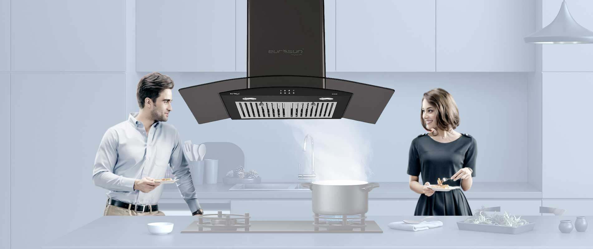 Thiết kế sang trọng – mặt kính cong đen đẳng cấp