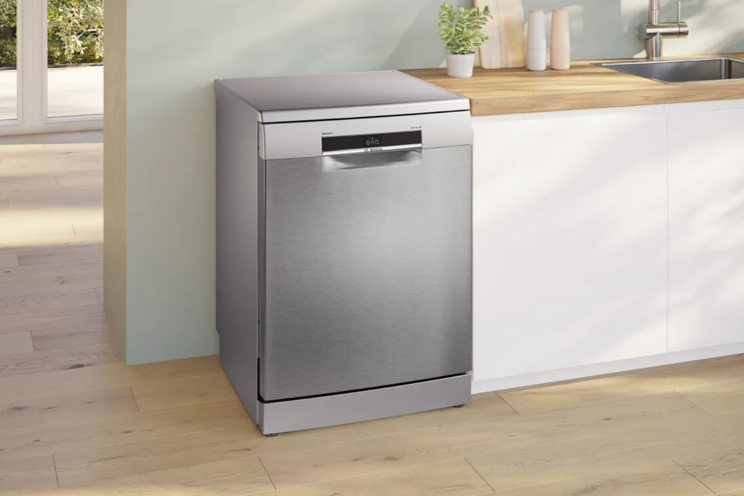 Máy rửa bát trang bị nhiều công nghệ và tiện ích nổi bật