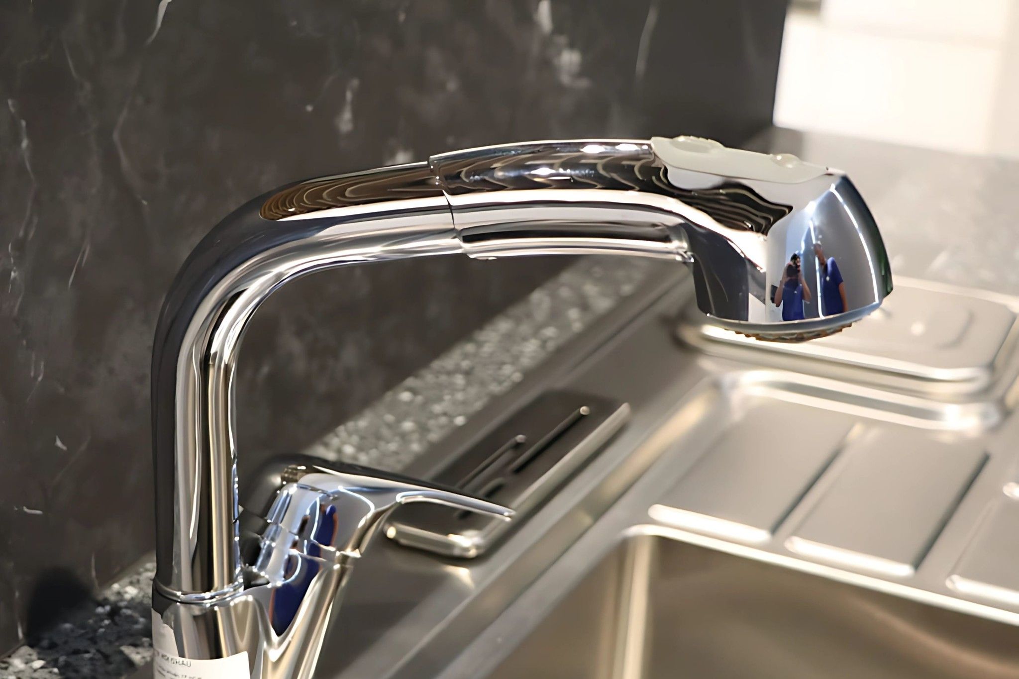 Vật liệu đồng thau phủ Chrome – An toàn, bền bỉ, sáng bóng vượt thời gian