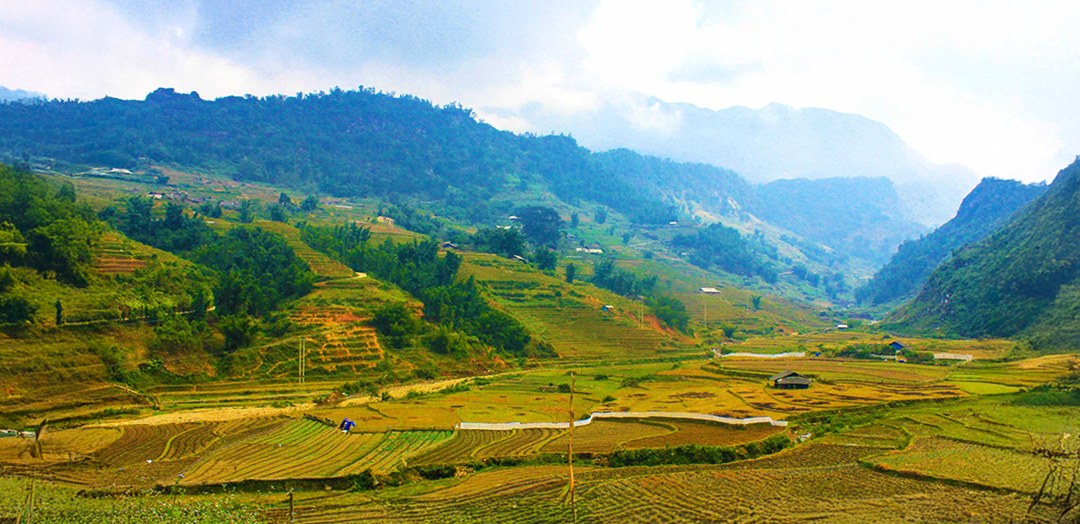 THREADING TRADITIONS: CYCLING THROUGH THE CULTURAL FABRIC OF THREE NATIONS