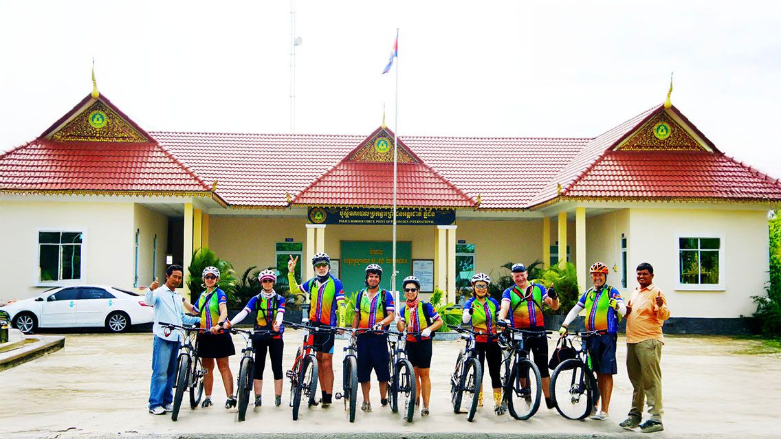 SOUTHEAST ASIA CYCLING BANGKOK TO SAIGON: A 16‑DAY JOURNEY THROUGH THREE NATIONS, COUNTLESS STORIES