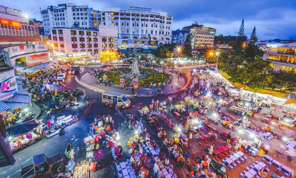Chợ đêm Đà Lạt: Khám phá ẩm thực và văn hóa