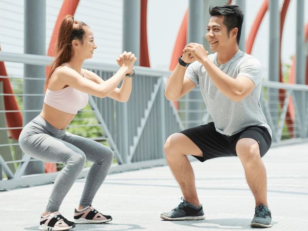 Bài tập nhóm cơ chân, mông, bụng, bắp chân