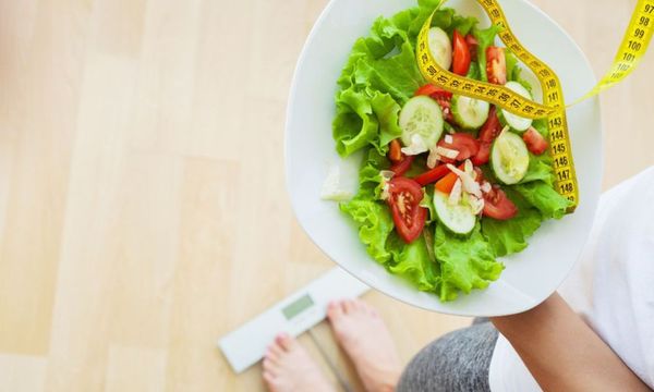 Ăn nhiều rau xanh giàu chất xơ hỗ trợ giảm cân