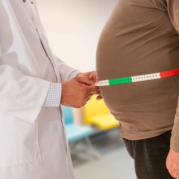 Béo phì gây ra bệnh tiểu đường, huyết áp cao... Và hình thể không đẹp