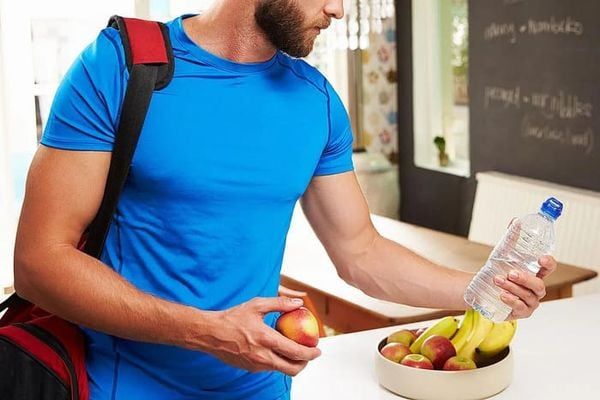 Thực đơn giảm cân cho nam ngày 2: Yến mạch, sữa chua, táo, ức gà nướng, gạo lứt