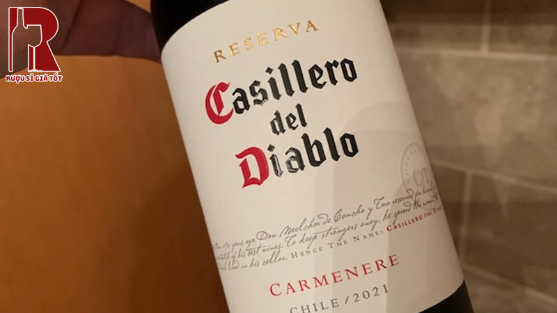 Thiết Kế Casillero Del Diablo Reserva Carmenere Và Cảm Hứng Từ Bóng Tối