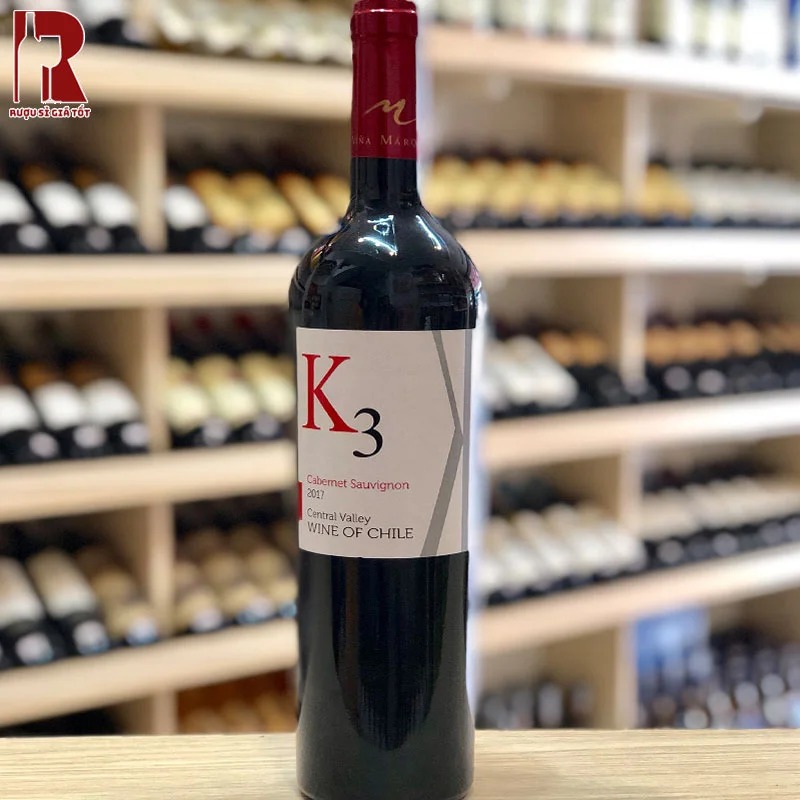 Rượu Vang Chile Đỏ K3 không quá ngọt, mang theo vị chát đậm tinh tế, tao nhã đặc trưng nho cabernet