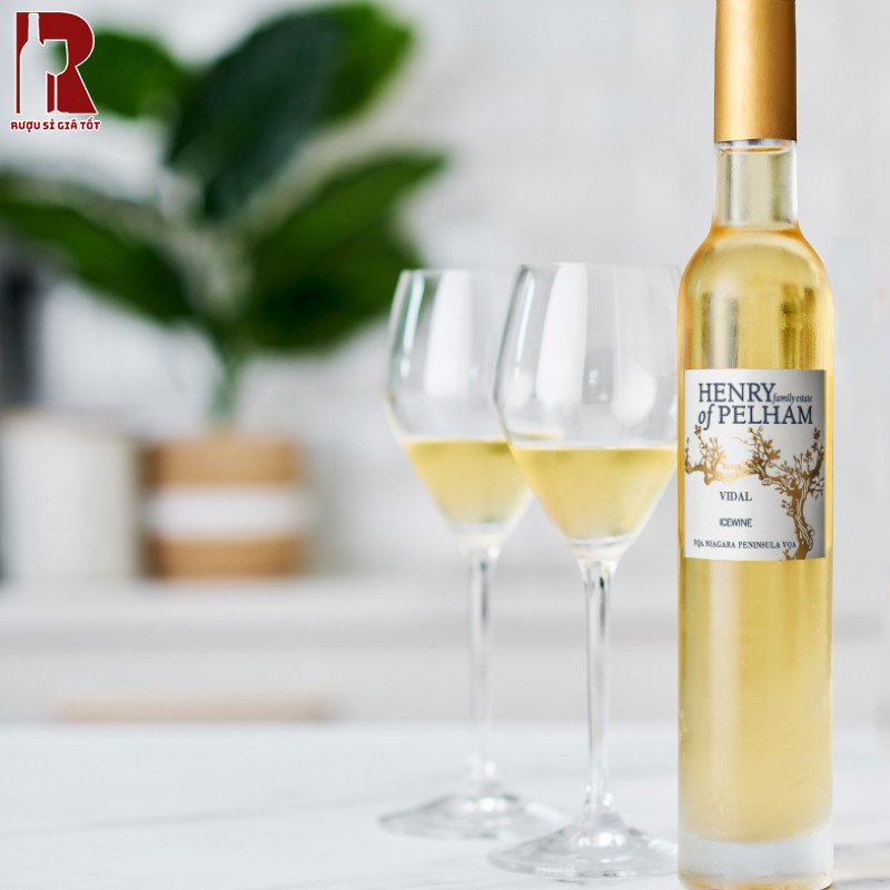 Rượu Henry of Pelham Vidal Riesling với hương vị tinh tế