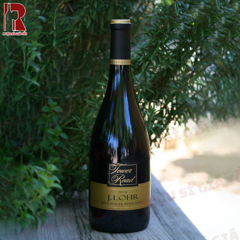 Vang J.Lohr Vineyard Series Tower Road Petite Shiraz và câu chuyện đầy cảm hứng của hãng sản xuất