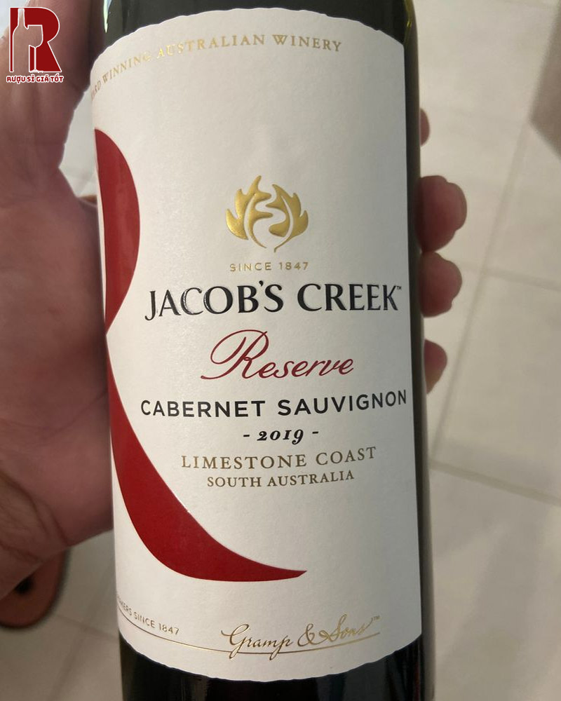 Jacob’s Creek Reserve Cabernet mang đến vị rượu tinh tế và đậm chất truyền thống