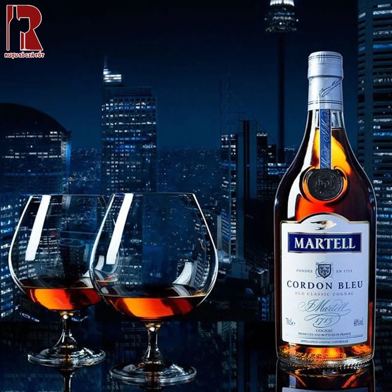 Rượu Martell Cordon Bleu là sự hòa quyện của sức mạnh và vị rượu mượt mà