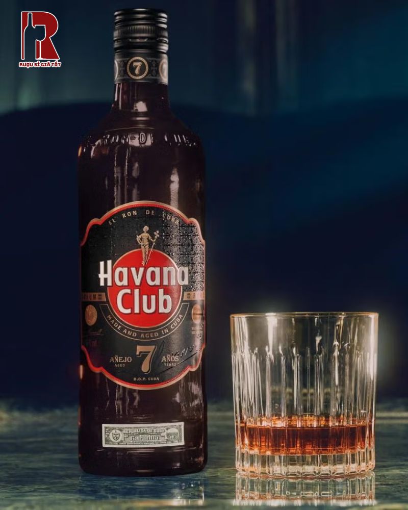 Các cách trải nghiệm chai Havana Club Añejo 7 Años đa dạng