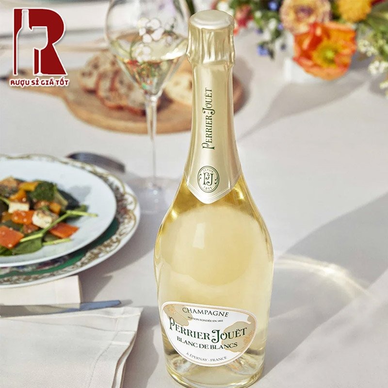 Rượu Champagne Perrier-Jouët Blanc de Blancs làm từ nho chardonnay