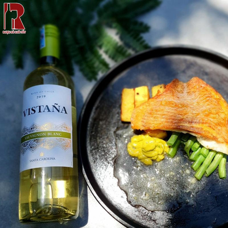 Rượu Santa Carolina Vistana Sauvignon Blanc đem đến trải nghiệm dịu êm