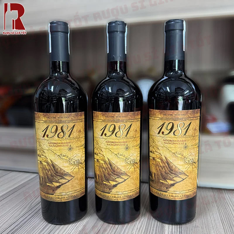 Rượu vang Ý đỏ 1981 Negroamaro Sangiovese giá rẻ