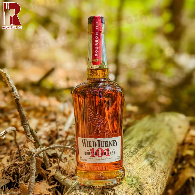 Giá rượu Wild Turkey Bourbon 101 bao nhiêu?