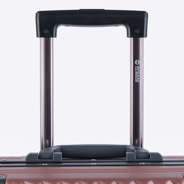 cần kéo vali bị kẹt