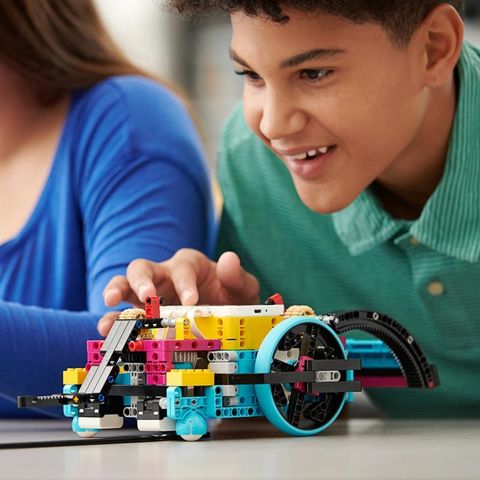 Gợi Ý Cách Chơi Lego Và Cách Xếp Lego Thú Vị Cho Bé