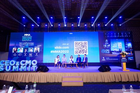 Haravan vinh dự đồng hành cùng sự kiện CEO & CMO Summit 2022