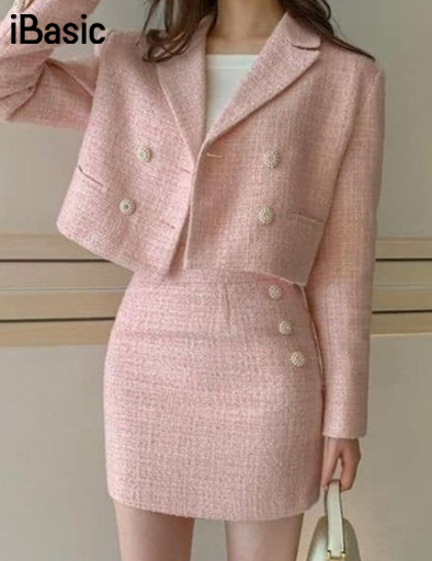 10 Kiểu Phối Đồ Với Chân Váy Dạ Tweed Sang Chảnh Cho Các Nàng