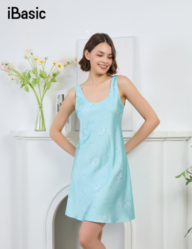 Đầm Ngủ & Self-Care: Mặc Đẹp Ở Nhà Để Yêu Mình Hơn