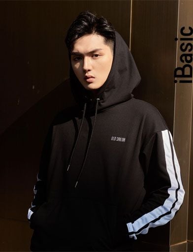 Tổng Hợp Những Shop Bán Áo Hoodie Nam ở Việt Nam