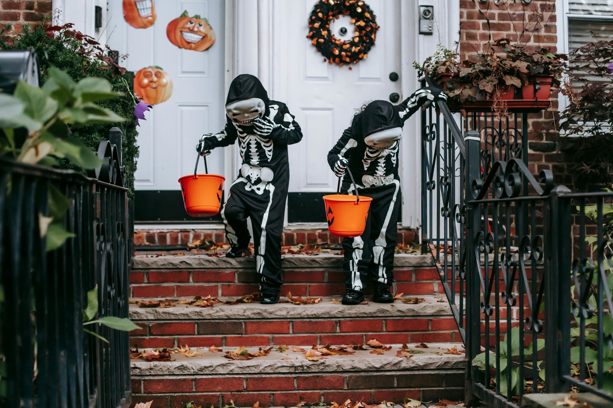 HALLOWEEN 2025 LÀ NGÀY NÀO? NGUỒN GỐC VÀ HOẠT ĐỘNG TRẢI NGHIỆM HẤP DẪN