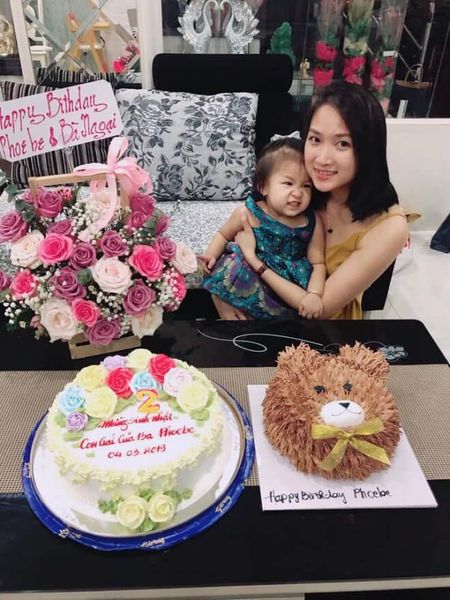 Lam Trường cũng gửi bánh sinh nhật trước đó cho con gái