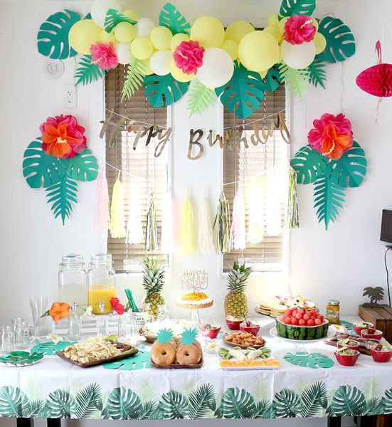 Tin tứcMách mẹ cách trang trí bàn tiệc sinh nhật cho bé yêu