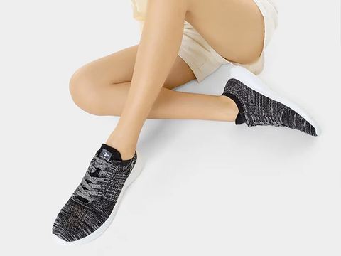 3 lý do bạn phải đầu tư ngay một đôi giày sneaker unisex cực “chất”