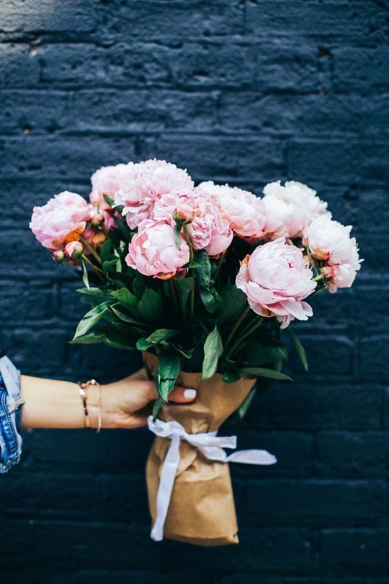 Hướng dẫn chi tiết Cách chụp bó hoa đẹp Đơn giản và hiệu quả