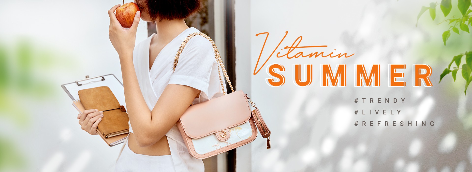 Túi xách nhỏ họa tiết hoa khô