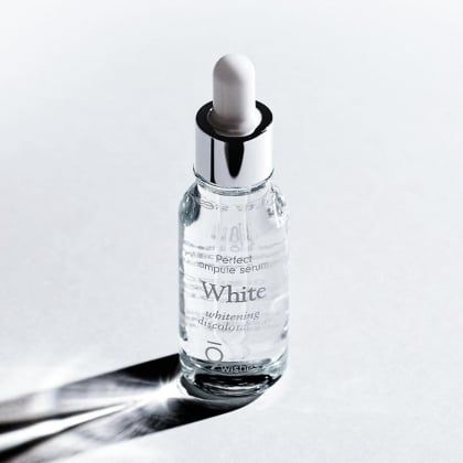 Sự Thật Về 9 Wishes Whitening Serum: Làn Da Không Tì Vết