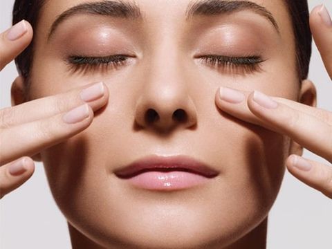 Tiết Lộ 10+ Cách Nâng Cơ Mặt Tại Nhà: Đánh Bay Nếp Nhăn Và Chảy Xệ Đơn Giản, Hiệu Quả