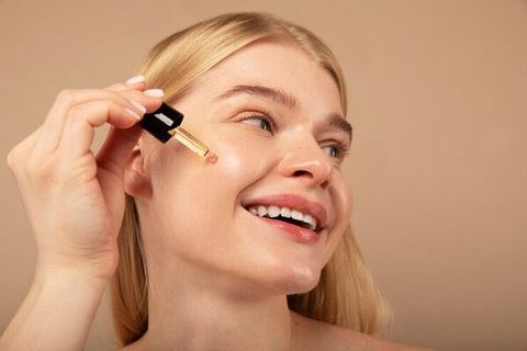 Làm Thế Nào Argan Oil Giúp Bạn Có Làn Da Trẻ Trung Và Tóc Khỏe Đẹp