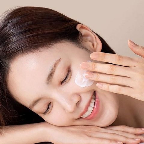 Top 10 kem chống nắng Nhật Bản tốt nhất 2024
