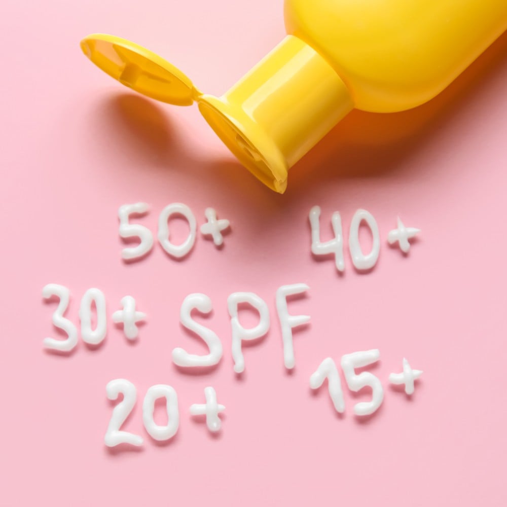 35.3 - thegioiskinfood.com - Kem chống nắng SPF 50 giữ được bao lâu trên da?