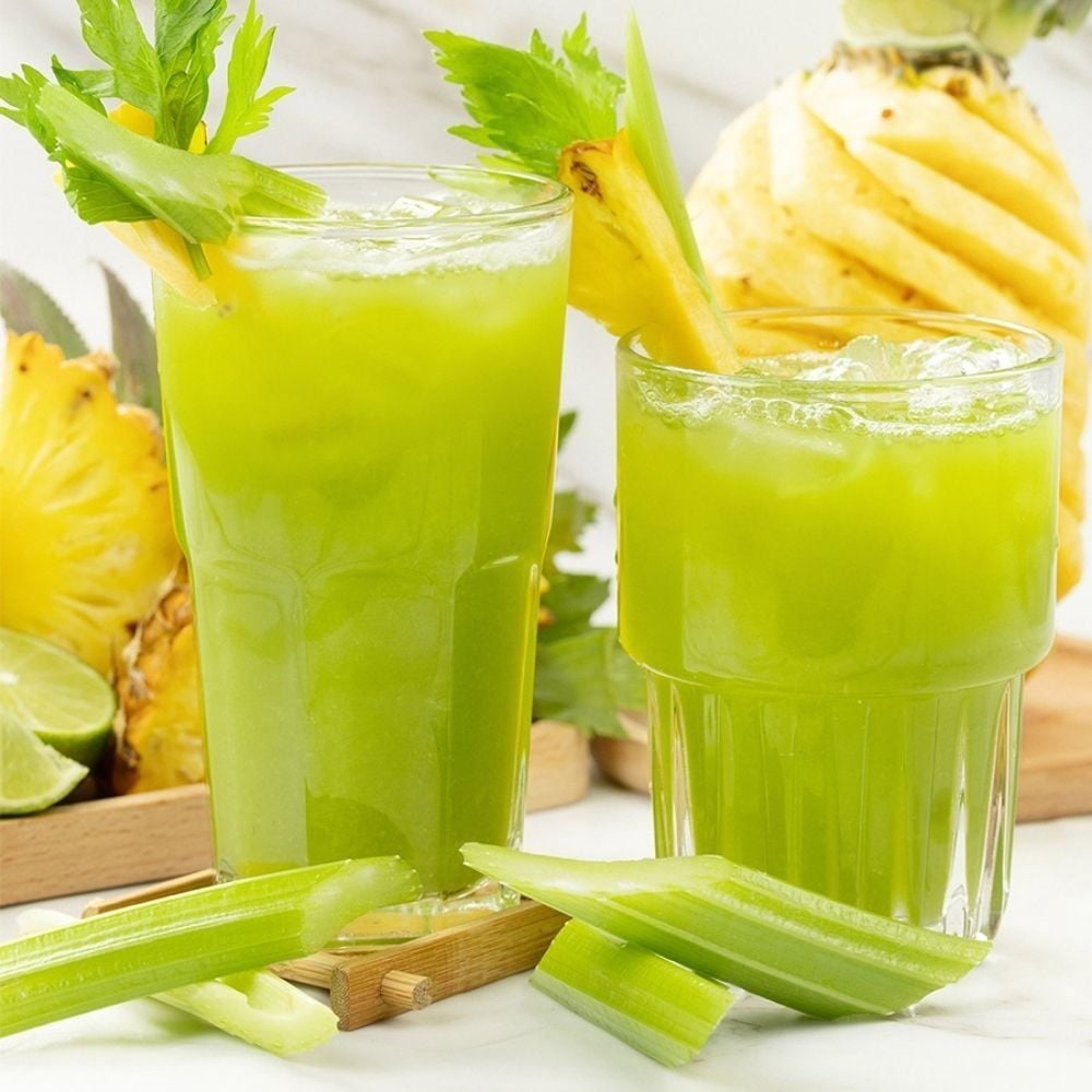 Nước detox dứa + ổi + cải kale