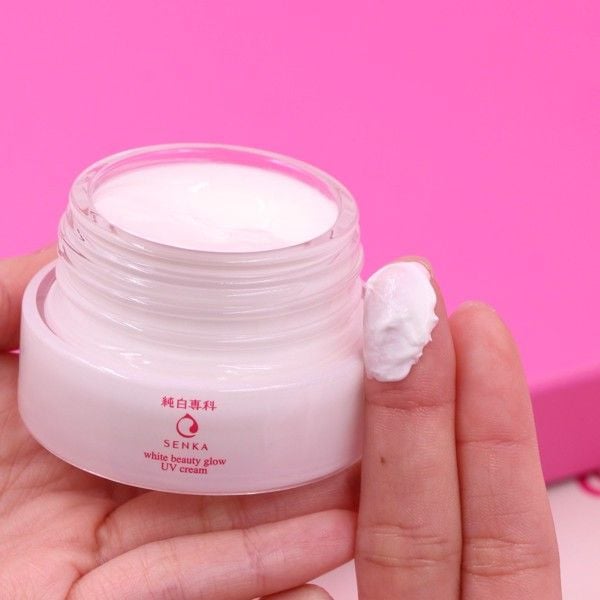 Kem Dưỡng Trắng Da, Giảm Thâm Nám Ban Ngày Senka Aqua Bright Glow UV Moist Whip SPF25+/PA++ 50g