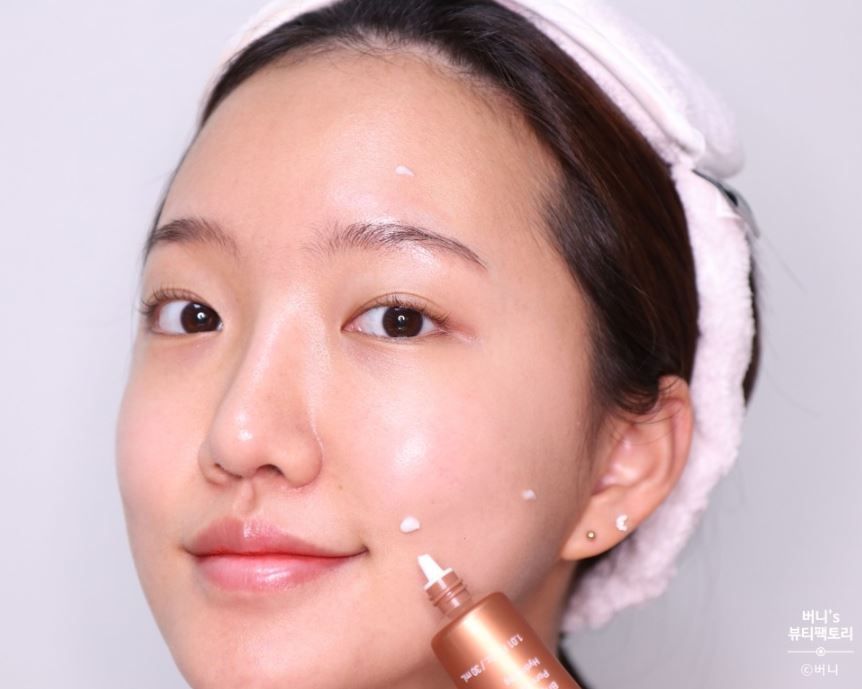 Tinh Chất Innisfree Brightening Pore Spot Treatment 30ml (HALLABONG) – THẾ  GIỚI SKINFOOD