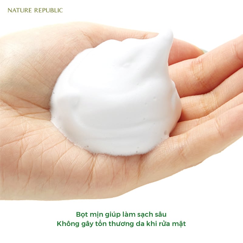 Sữa Rửa Mặt Tạo Bọt Làm Sạch Sâu, Dưỡng Ẩm Chiết Xuất Lô Hội Nature Republic Soothing & Moisture Aloe Vera Foam Cleanser 150ml