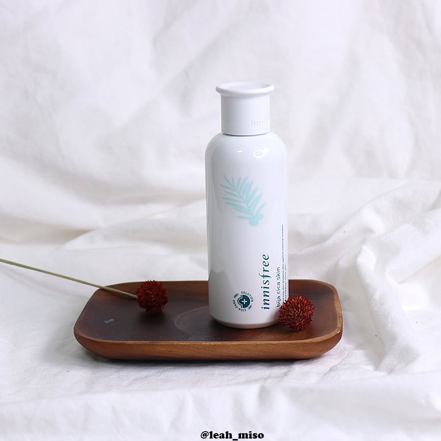 Nước hoa hồng Innisfree Bija Cica Skin rất được các chị em chào đón Nước hoa hồng Innisfree Bija Cica Skin rất được các chị em chào đón